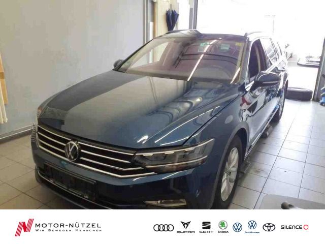 Volkswagen Passat Variant 1.5 TSI BUSINESS LED+NAVI+STDHZG