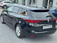 Fahrzeugabbildung Megane IV Grandtour Zen 1.6 E-TECH Plug-in Hybri