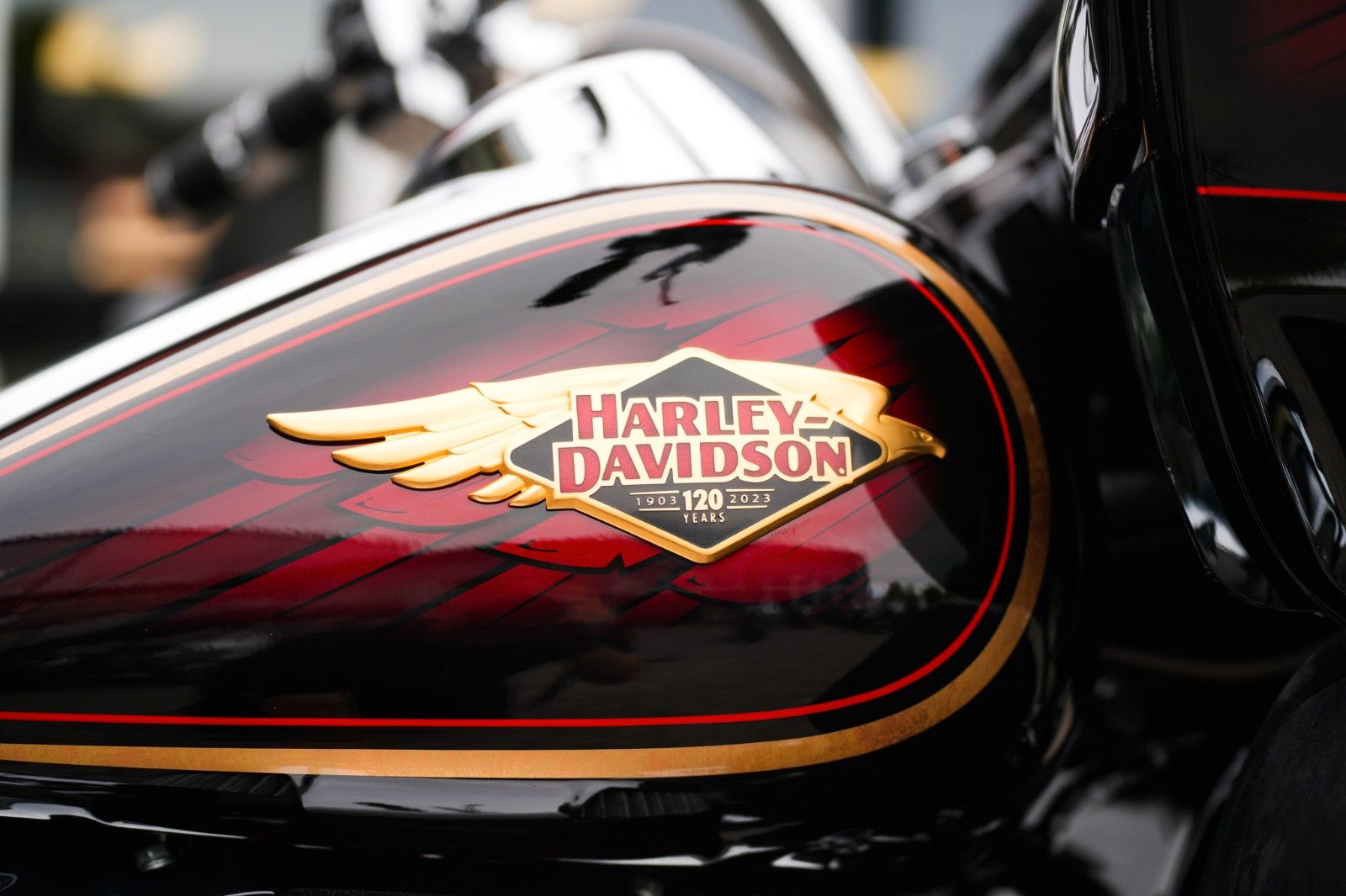 Fahrzeugabbildung Harley-Davidson FLTRKSE CVO Road Glide Ltd - 120th Anniversary