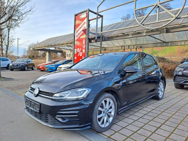 Volkswagen Golf 1.5 TSI DSG Highline R-LINE ACC LED