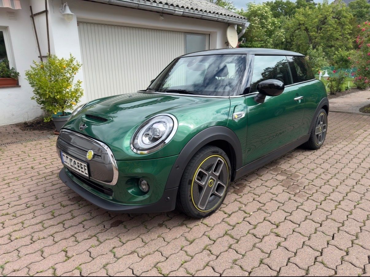 MINI Cooper SE Classic Trim L Harman Kardon