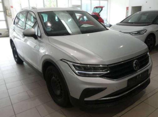 Volkswagen Tiguan 1.5 TSI Active AHK LED Navi RFK ACC AHK