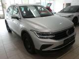 Volkswagen Tiguan 1.5 TSI Active AHK LED Navi RFK ACC AHK - Volkswagen Tiguan ACTIVE mit Benzin-Antrieb