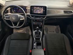 VW T-Roc 1.5 TSI Style DSG LED ACC NAVI AHK MASSAGE