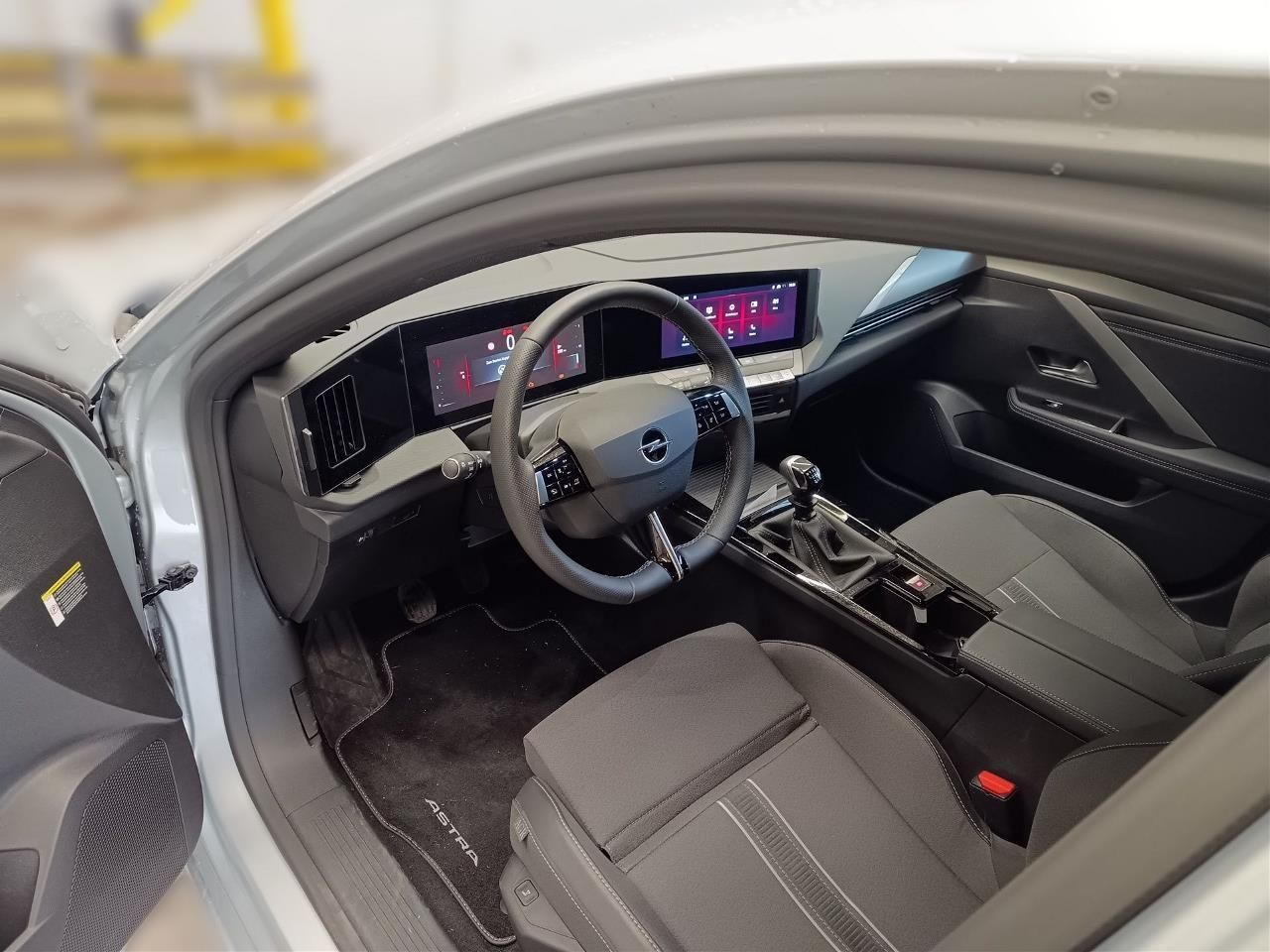 Fahrzeugabbildung Opel Astra ST 1.2T GS - 360°Kamera, Sitz-,Lenkradhzg.