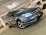 Mercedes-Benz B 180 -Sportpaket - Mercedes-Benz B 180 Gebrauchtwagen in Hannover