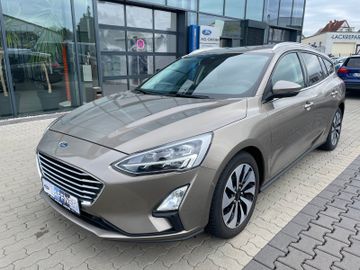 Fahrzeugabbildung Ford Focus C&C AHK, LED, Navi, Winterpaket