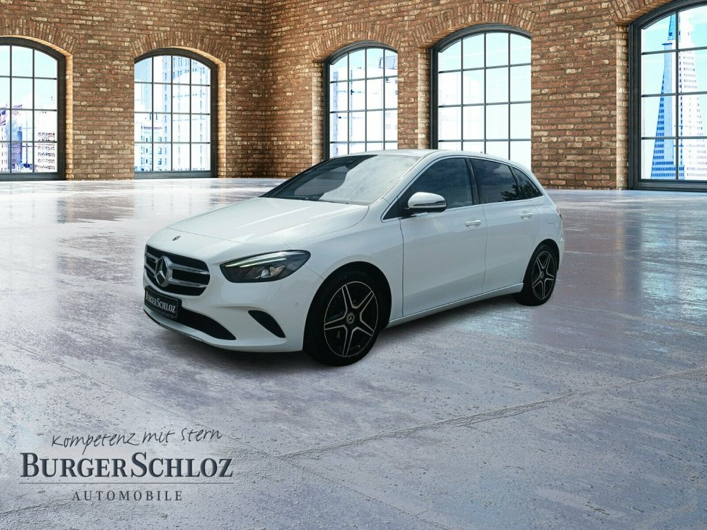 MERCEDES-BENZ B 180 d 360 AUT Kam. KlimaA LED LM Navi PDC SHZ