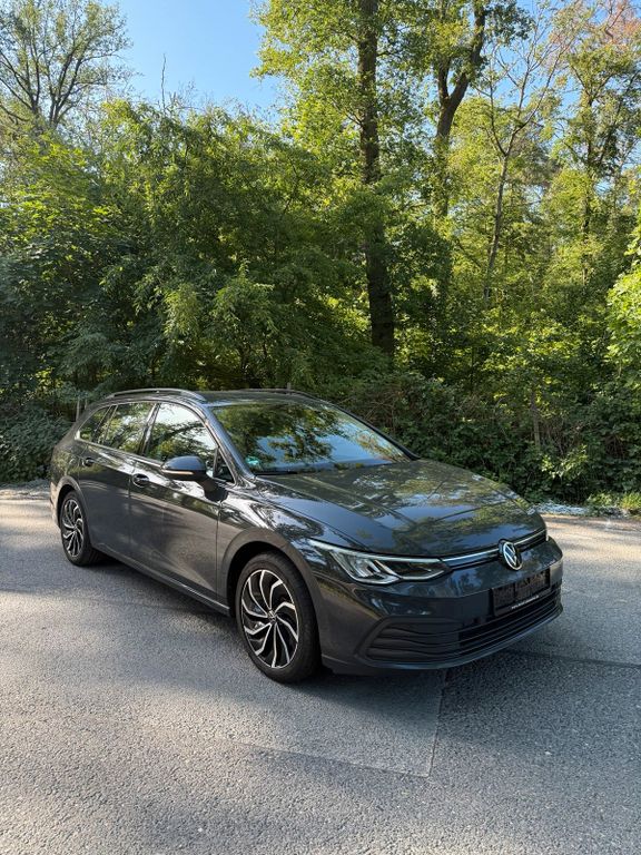 Image of Volkswagen Golf