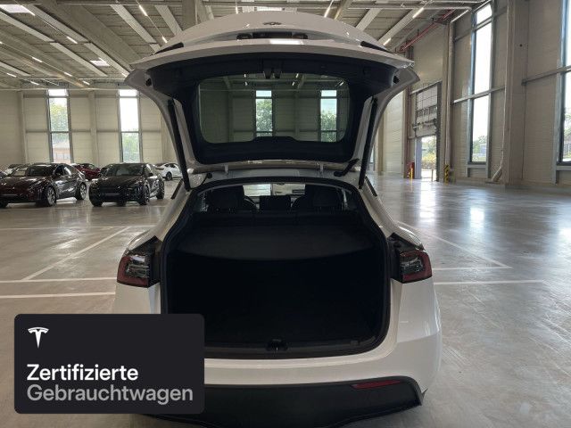 Tesla Model Y Long Range AWD foto 9
