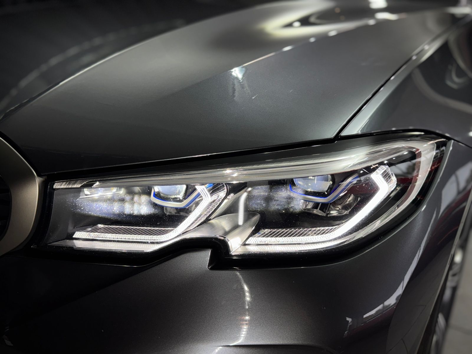 Fahrzeugabbildung BMW M340i Touring xDrive|LASER|HEAD-UP|AHK|ACC|