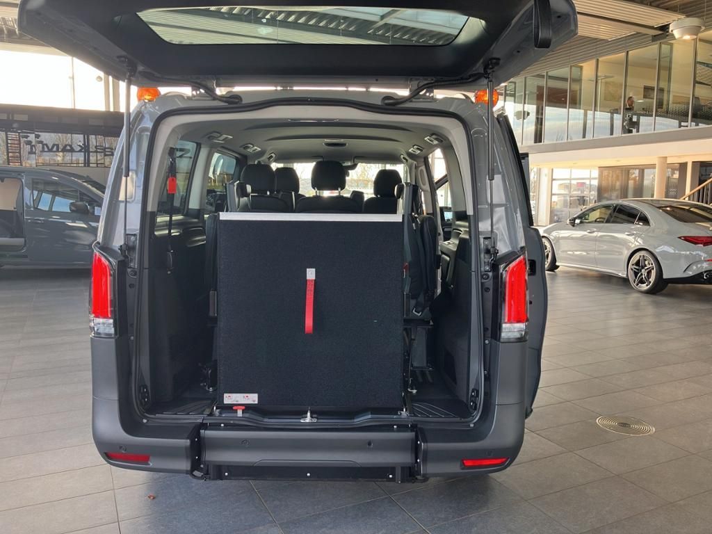 Fahrzeugabbildung Mercedes-Benz Vito 116 CDI Tourer PRO Lang Rollstuhl Heckumbau