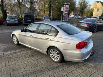BMW 318 - 4