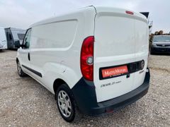 Fahrzeugabbildung Fiat Doblo MAXI SX KAMERA NAVI AAC GRA NSW L+R SENSOR