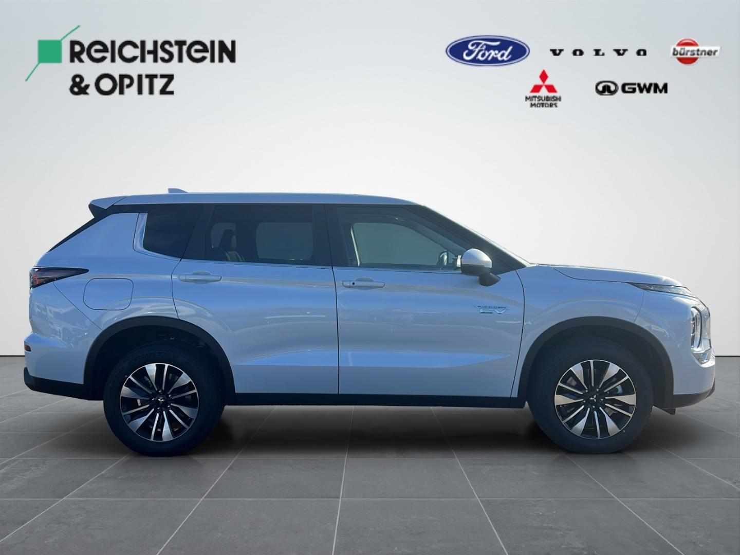 Mitsubishi Outlander 2.4 PHEV 4WD Plus/Soundsystem/360°RFK