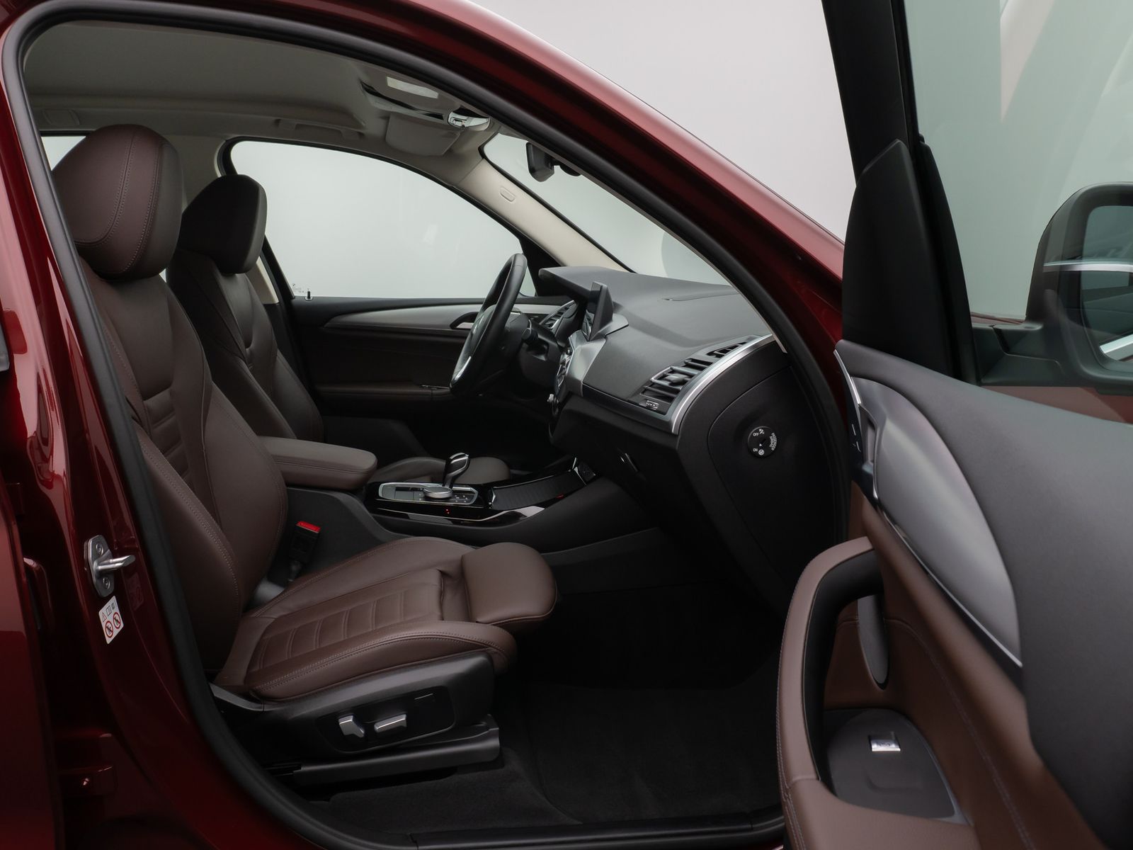 Fahrzeugabbildung BMW X3 xD30e Kamera HUD DAB AHK Sport Komfort Leder