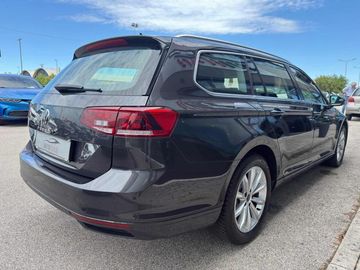 Volkswagen Passat - 9