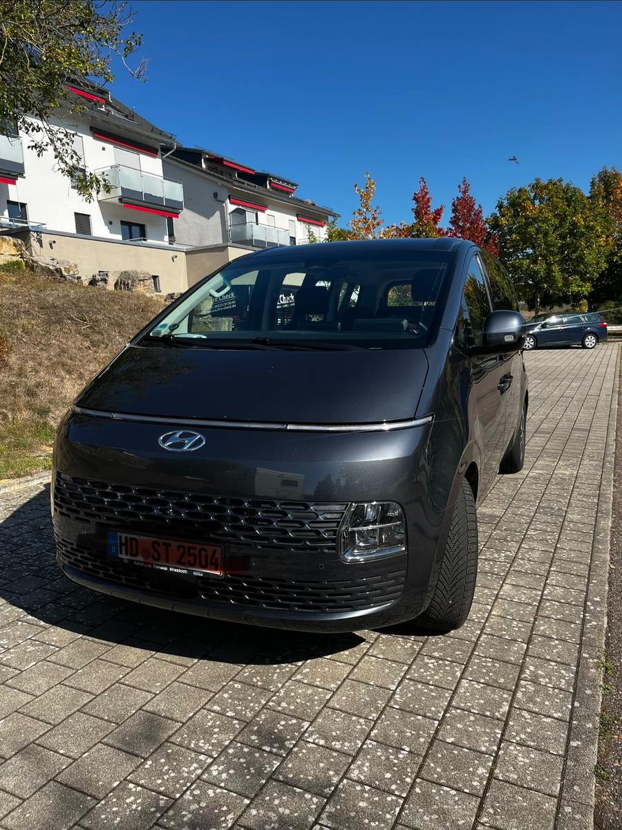 Hyundai STARIA Trend gebraucht kaufen bei mobile.de