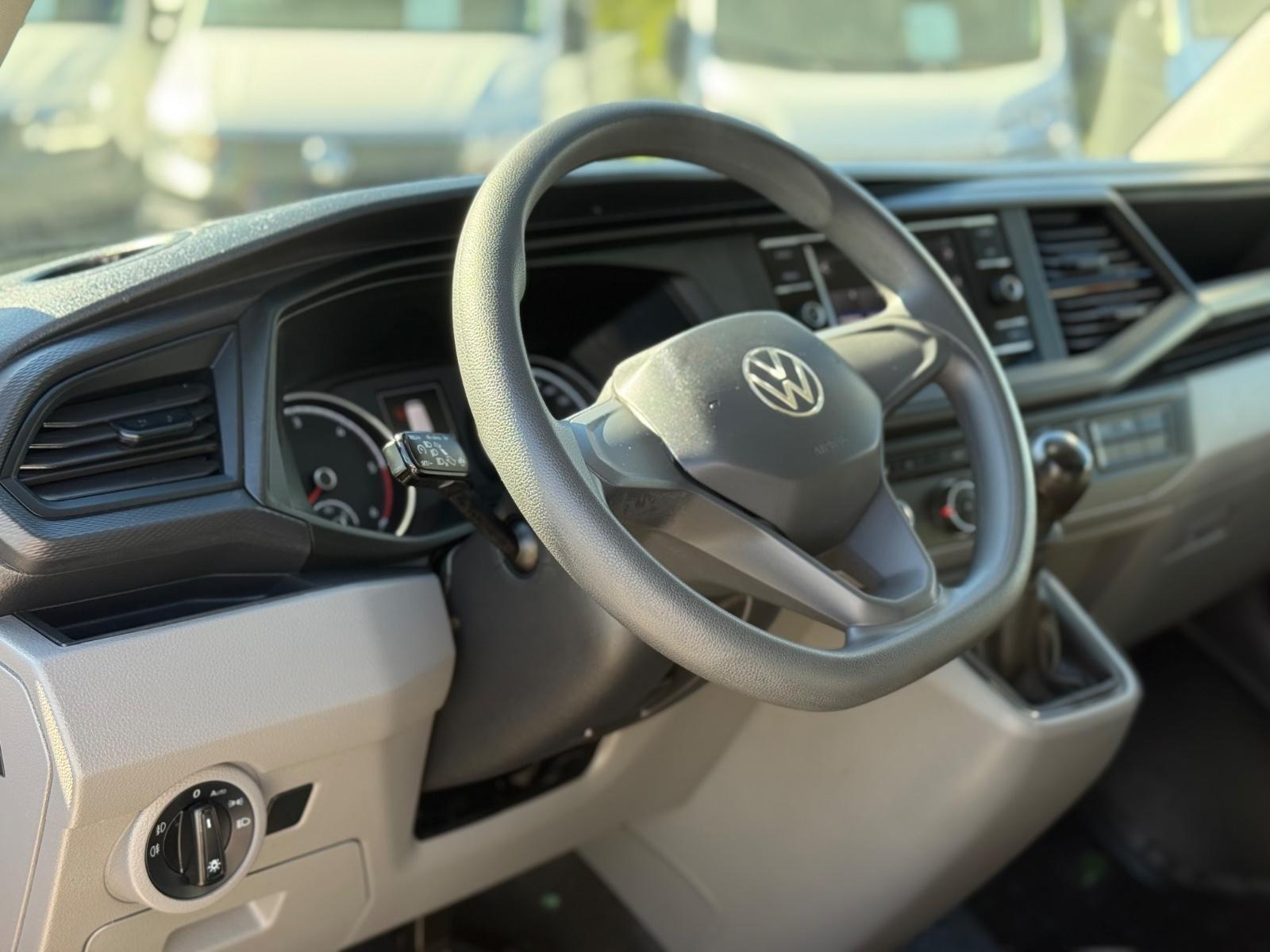 Volkswagen T6.1 Transporter 2.0 TDI LED KAMERA TEMPOMAT STH