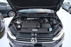 VW Golf Sportsvan VII 1.5 TSI Highline DSG Navi LED