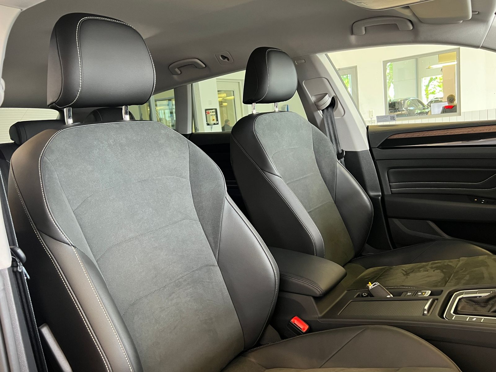 Fahrzeugabbildung Volkswagen Arteon Shooting Brake Elegance 2.0 TDI DSG *AHK,