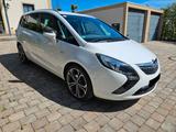 Opel Zafira Tourer, 7 Sitze, Winterreifen neuwertig - weiße Opel Zafira Tourer