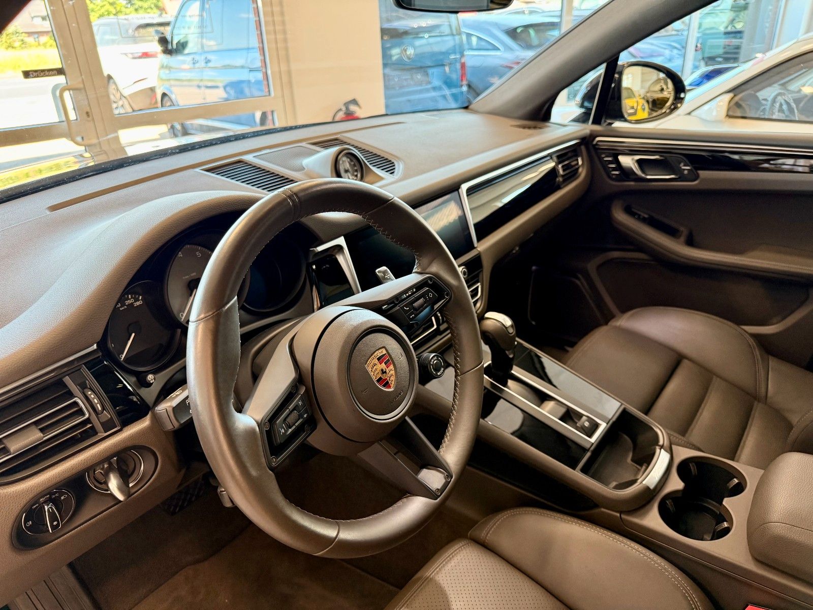 Fahrzeugabbildung Porsche Macan S Luftfederung/Sportabgas/Panorama/Keyless