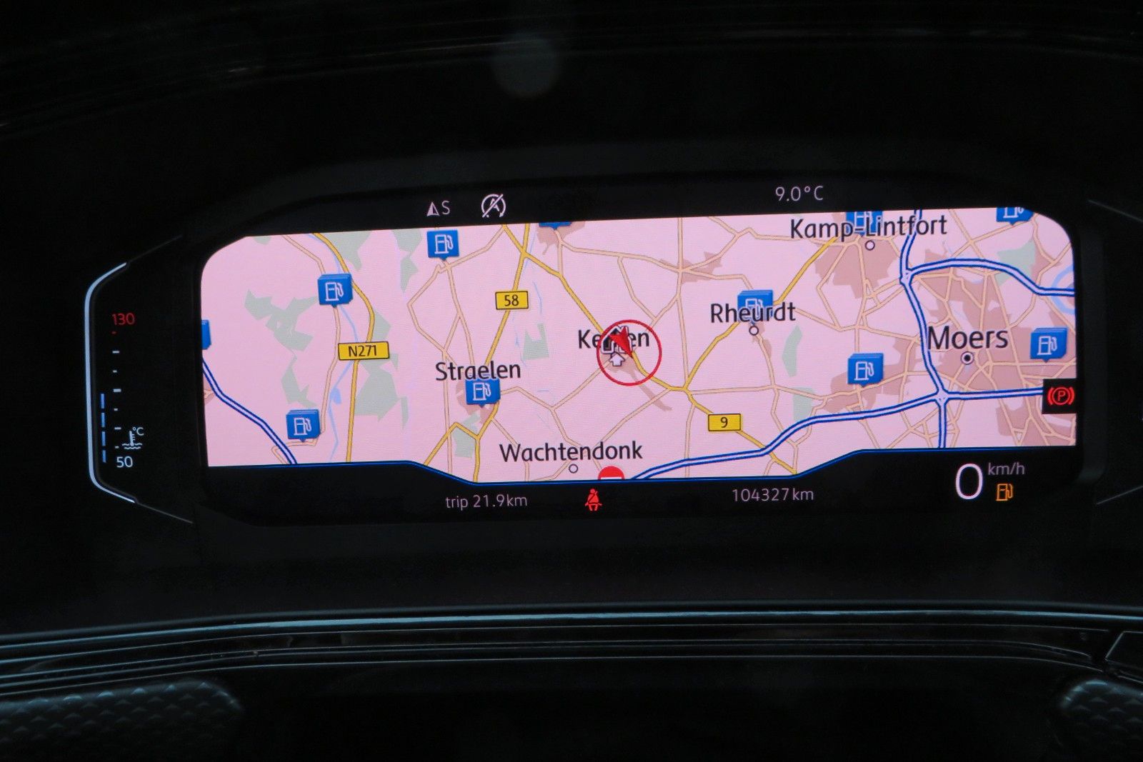 Fahrzeugabbildung Volkswagen T-Cross Life NAVI PDC SITZH DIGITAL-COCKPIT PRO
