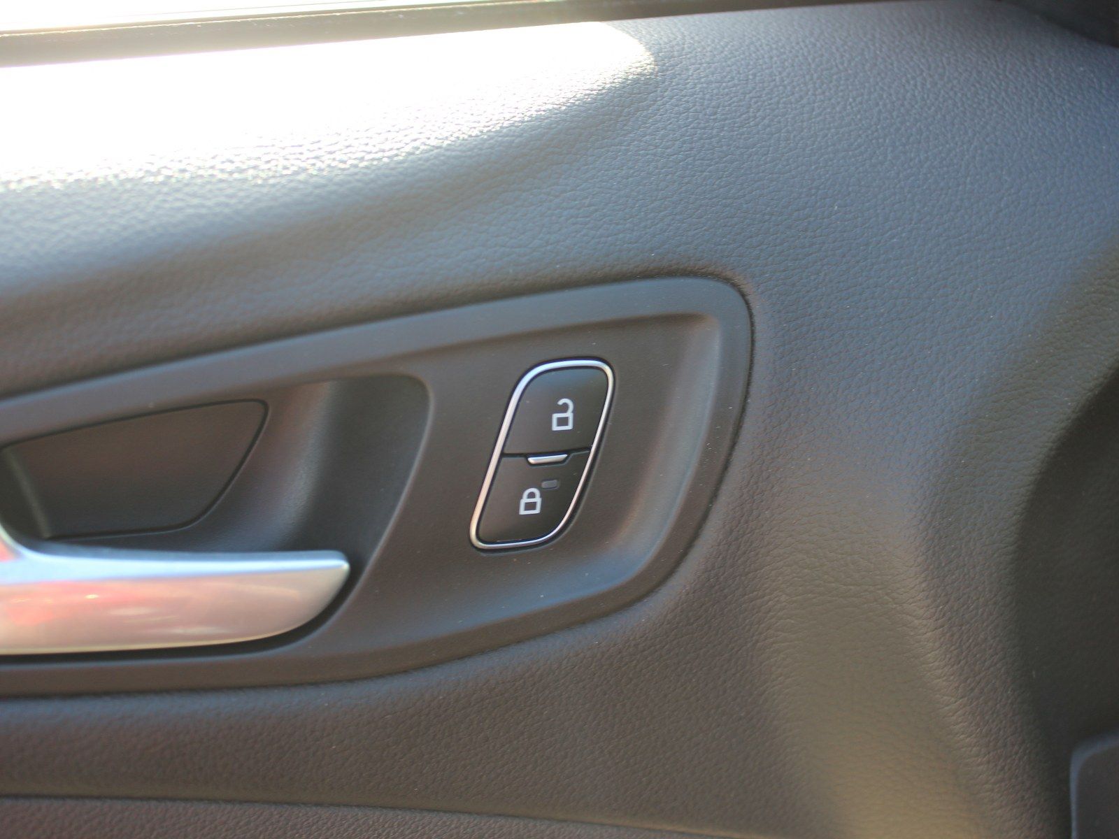 Fahrzeugabbildung Ford Kuga ST-Line 1,5 EcoBoost Start/Stopp