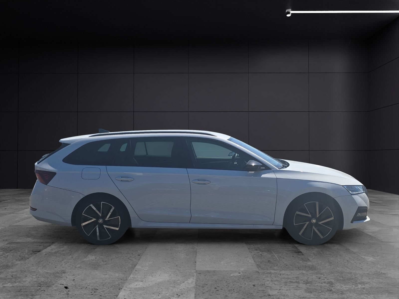 Fahrzeugabbildung SKODA Octavia Combi Style 1.5 TSI Matrix Navi AHK ACC