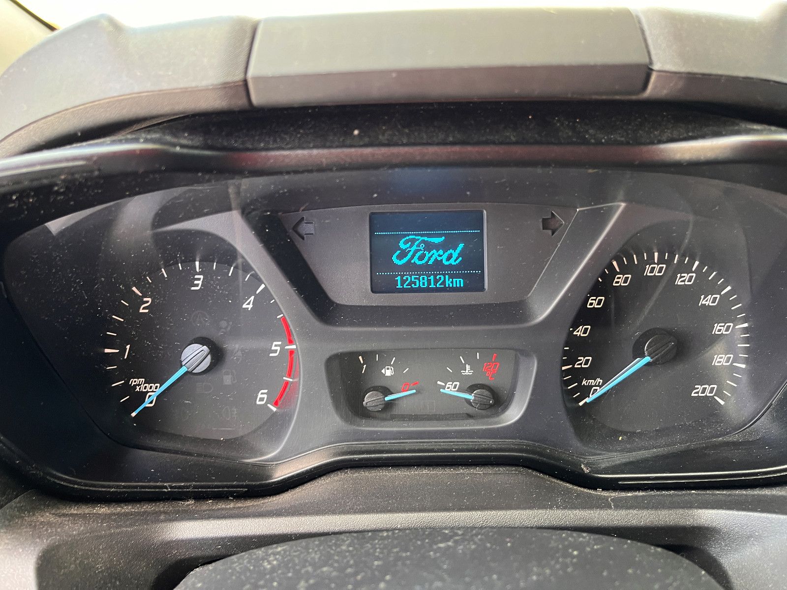 Fahrzeugabbildung Ford Transit Custom Kasten 270 L1