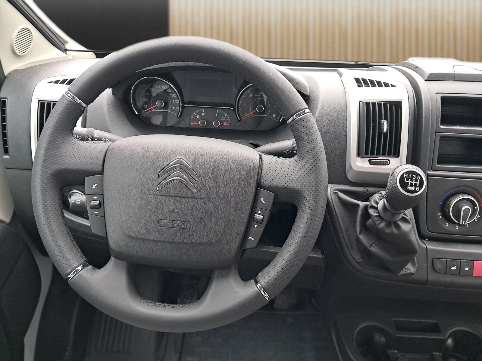 Fahrzeugabbildung Pössl Trenta 540 R Citroen 140 PS 10.897 EUR geschenkt