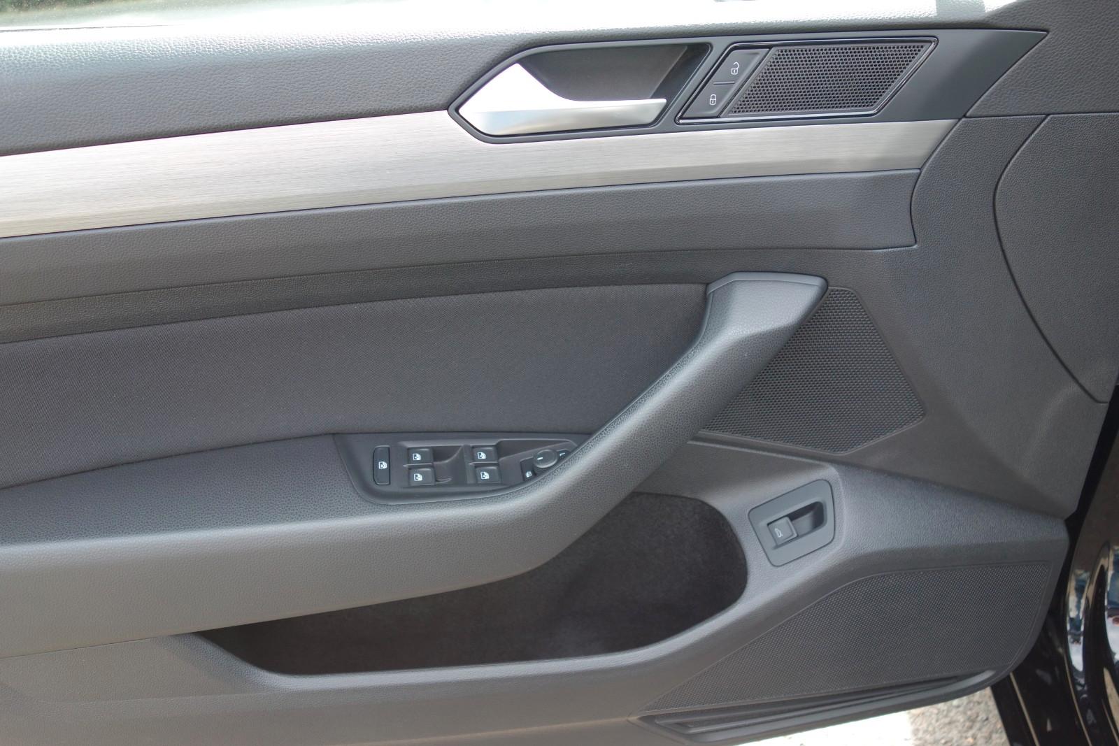 Volkswagen Passat LED AHK Kamera elektr. Heckklapp, миниатюра 5