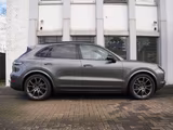 Porsche CAYENNE ACC-LUFTF-PANO-STANDH.-SPORTABGAS.-VOLL - gebrauchte Porsche Cayenne aus dem Jahr 2020