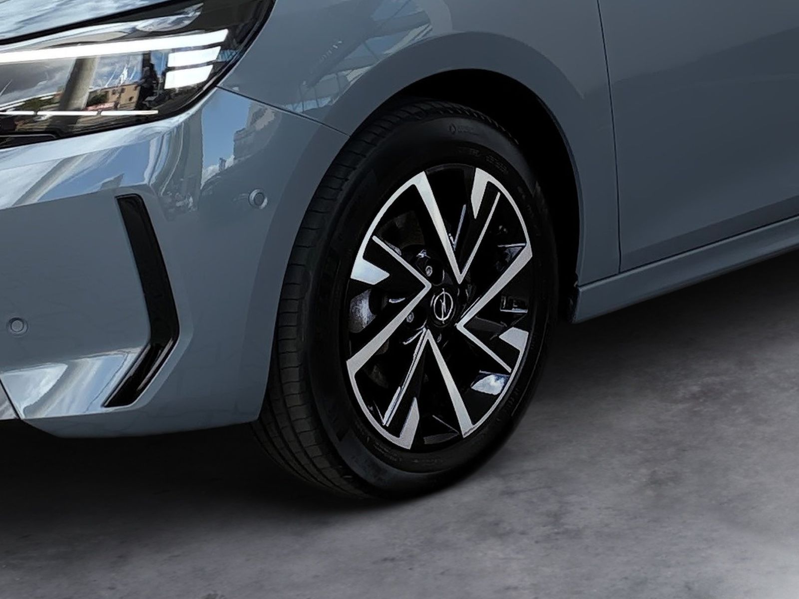 Fahrzeugabbildung Opel Corsa F 1.2 Turbo GS Kamera,LED,Navi,PDC,SHZ,LM