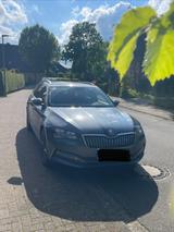 Skoda Superb 1.4 TSI iV DSG AMBITION COMBI mit AHK