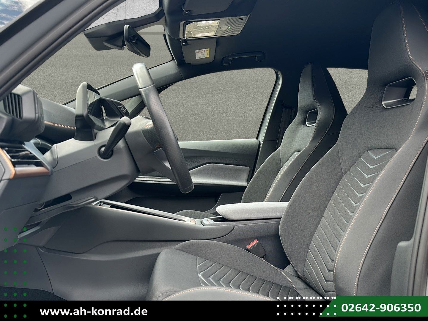 Fahrzeugabbildung CUPRA Born *WÄRMEPUMPE*CCS*NAVI*