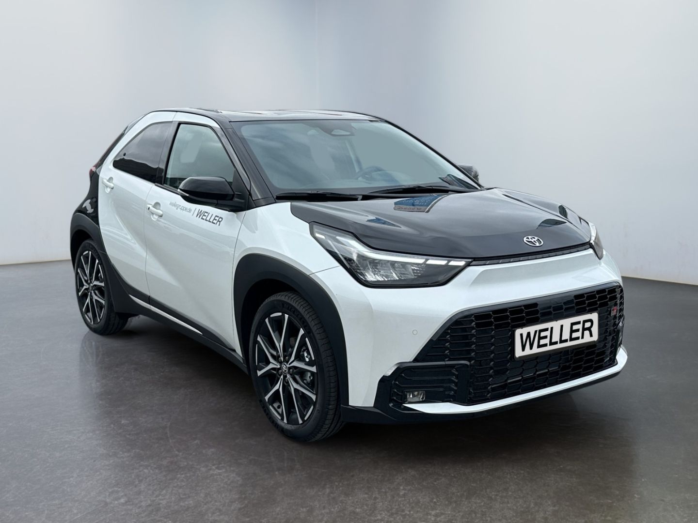 Toyota Aygo X Hybrid GR *JBL *PDC *KEYLESS *SHZ *LED imagem 3