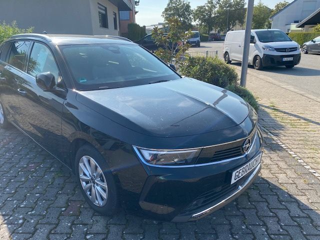 Fahrzeugabbildung Opel Astra L ST 1.5 D Elegance Start/Stop // Navi, RF