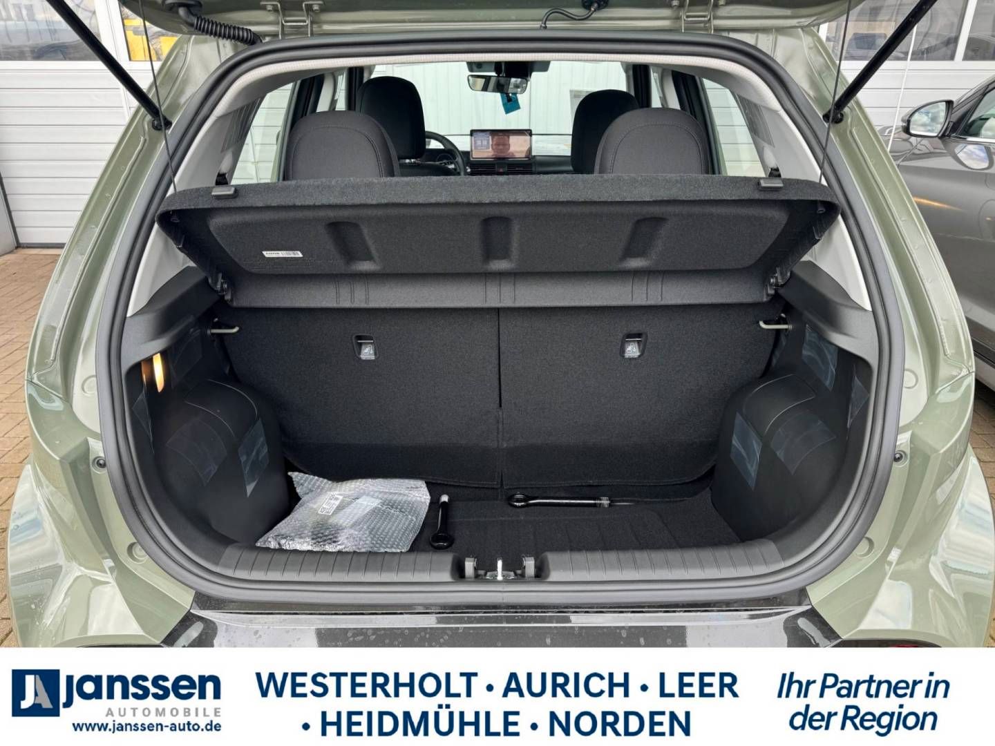 Fahrzeugabbildung Hyundai INSTER EV SELECT Effizienz-Paket