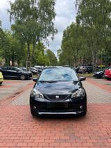 Seat Mii 1.0 CONNECT schwarz 40450km - Seat Mii CONNECT mit Benzin-Antrieb