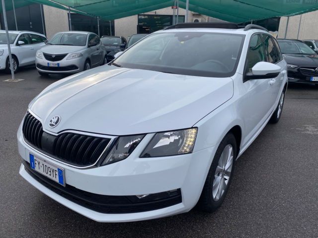 Skoda Octavia SW 2.0 150 CV DSG Tetto Apribile E