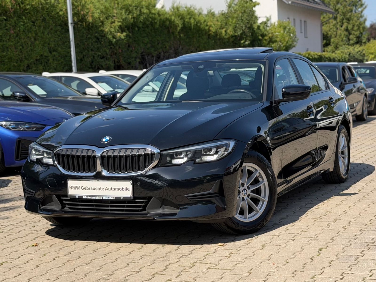 BMW 320d Automatik Glasdach Navi Live Cockpit HiFi foto 2