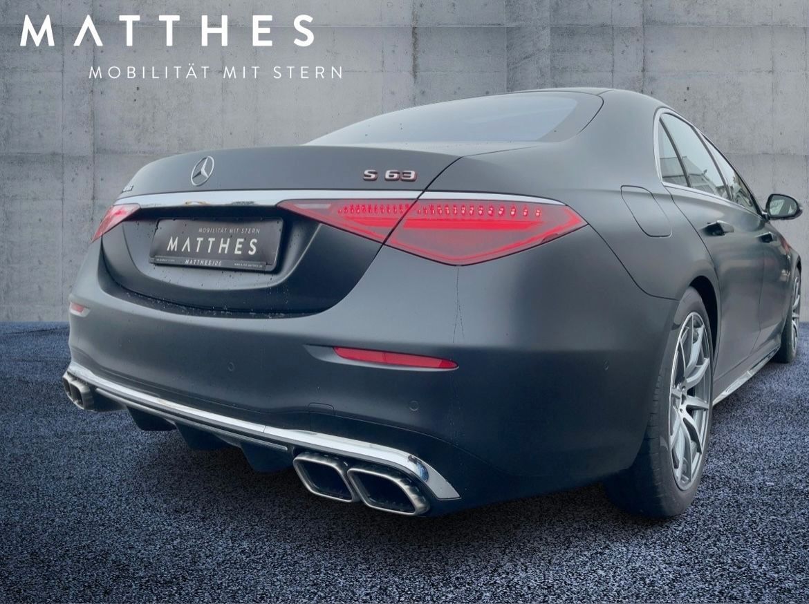 Fahrzeugabbildung Mercedes-Benz S 63 E-Perf. AMG/Fond-Ent./Pano/Burm./Distr./HuD