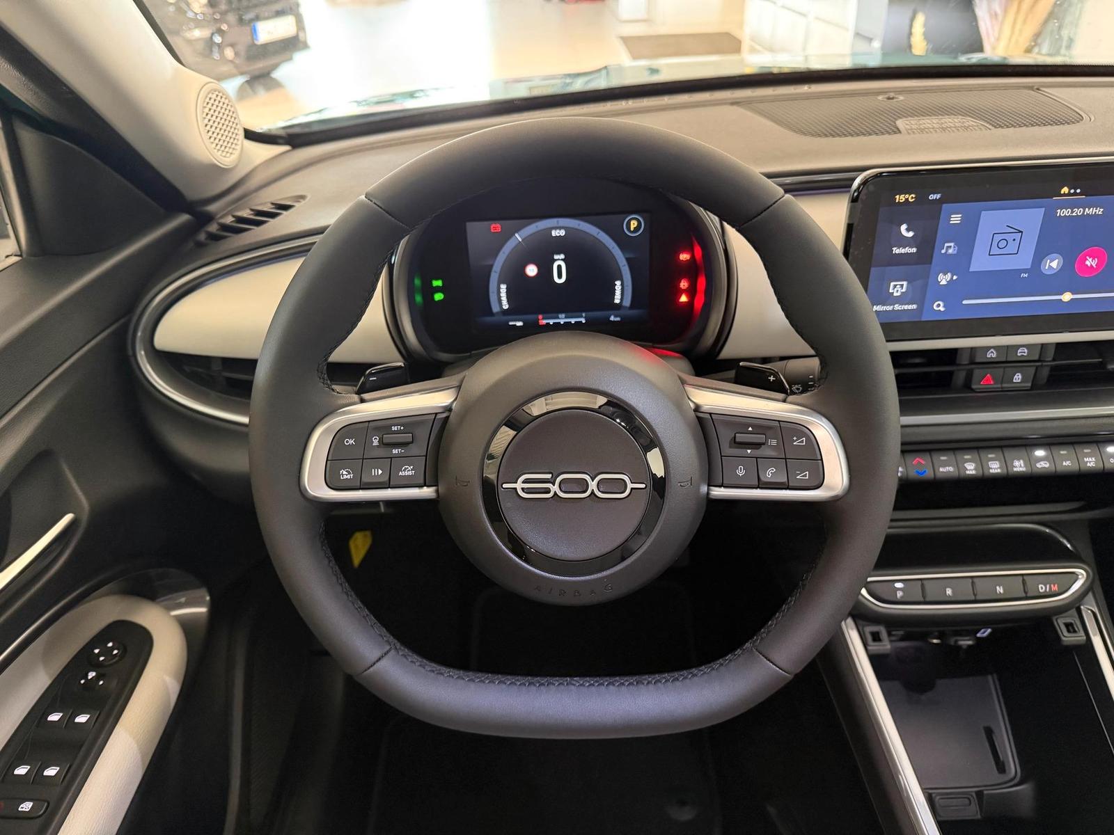 Fiat 600 La Prima Hybrid 1.2 T3 81 kW (110 PS) DCT...