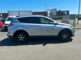 Toyota RAV 4 2,0-l-VVT-i Automatik AWD 360 Kamera - Toyota RAV 4: Auto