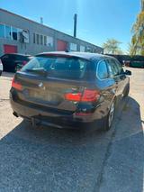 BMW 520 5 Touring AUT. *m-gear, paddleshift* - BMW 5er Reihe aus 2011: Kombi