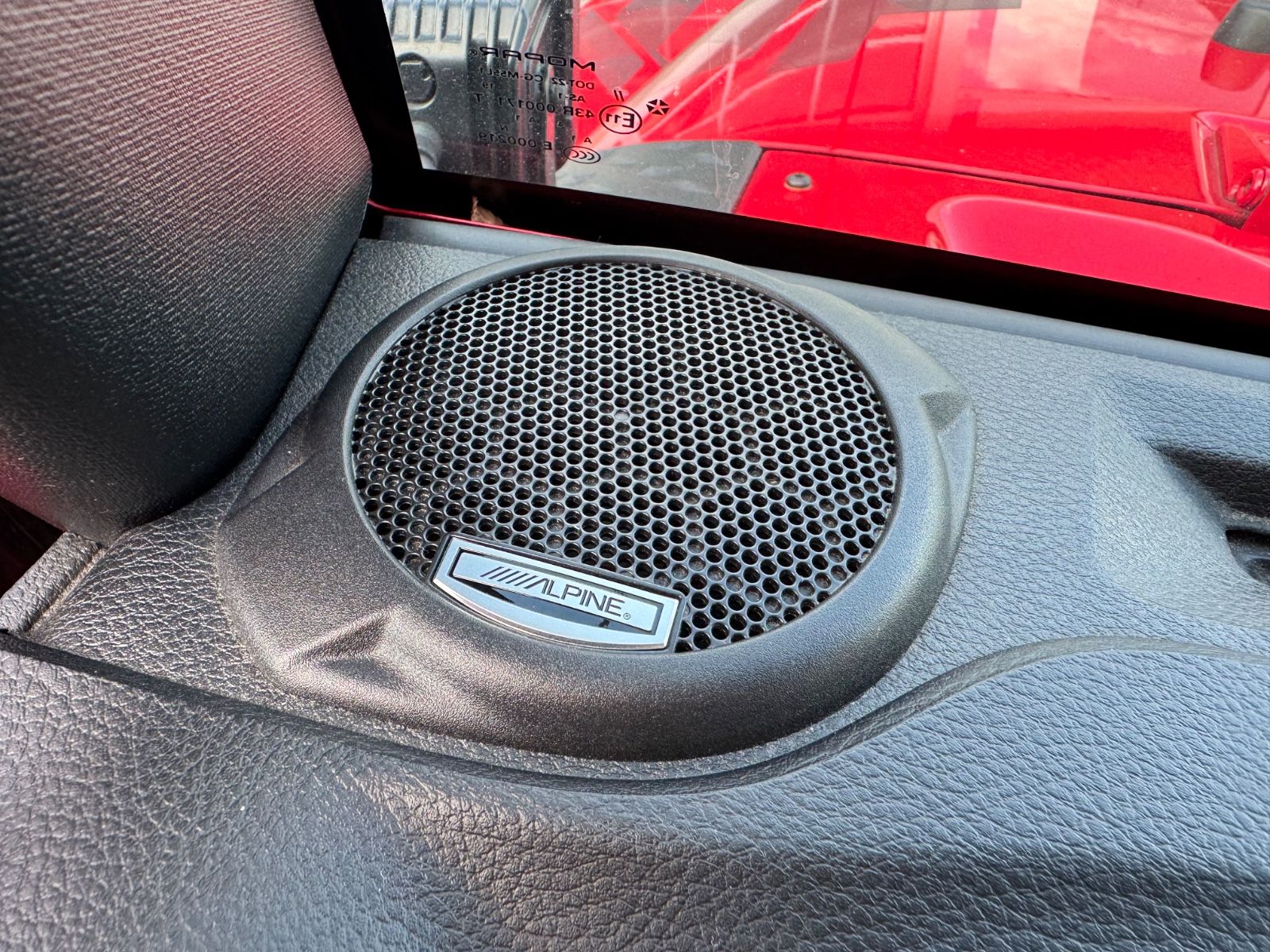 Fahrzeugabbildung Jeep Wrangler Unlimited Night Eagle/SOFT-Top/Daystar/