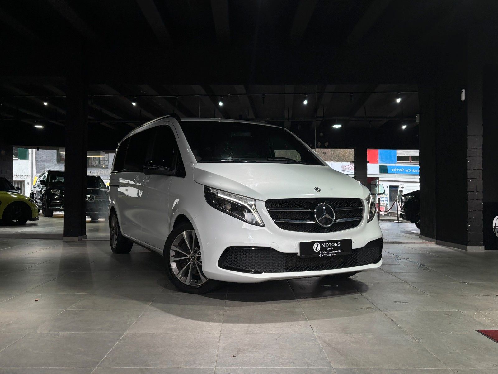 Fahrzeugabbildung Mercedes-Benz V 250d *8-Sitzer*Burmester*Ambiente*360°*Memory