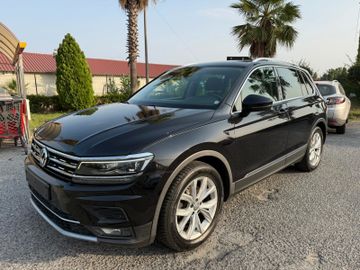 Volkswagen Tiguan - 1